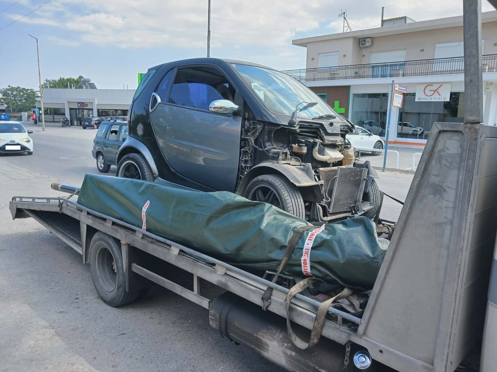 μεταφορά τρακαρισμένου smart